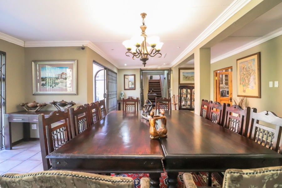 6 Bedroom Property for Sale in Heuwelsig Free State
